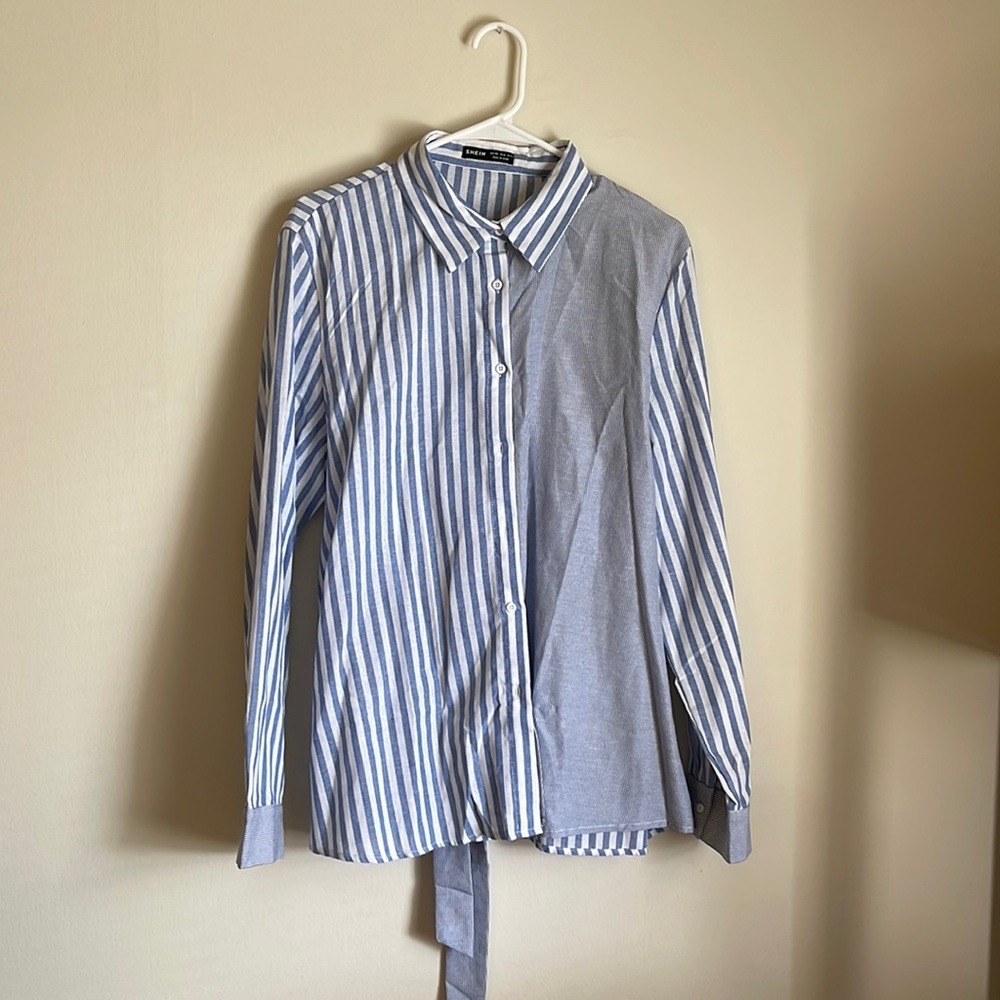 SHEIN Women’s Maternity Blouse, Size 2XL, With blue and white stripes
